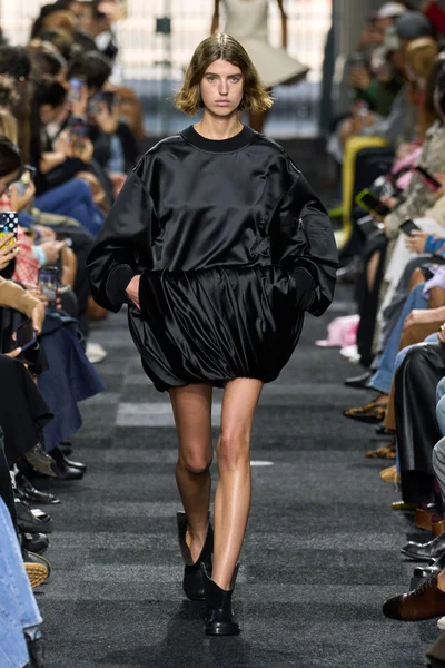 Look 6